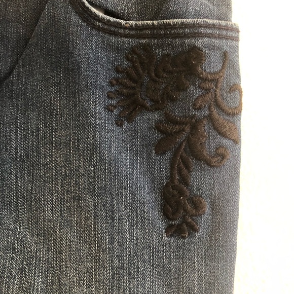 Kensie Jeans Blue Embroidered Skinny Jeans - Picture 4 of 10